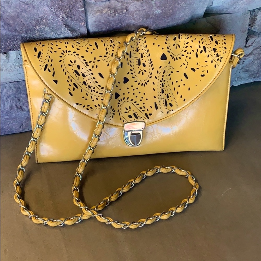 Mellow World | Mustard Yellow Chain Envelope Purse | Crossbody Bag | Etch Design - Picture 7 of 8